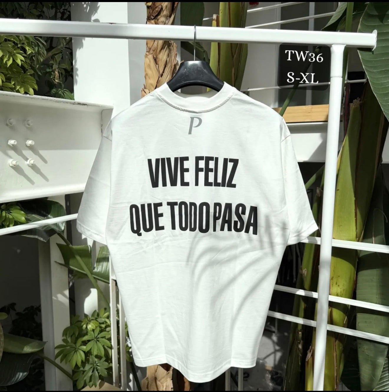 T shirt premium quality (vive feliz)
