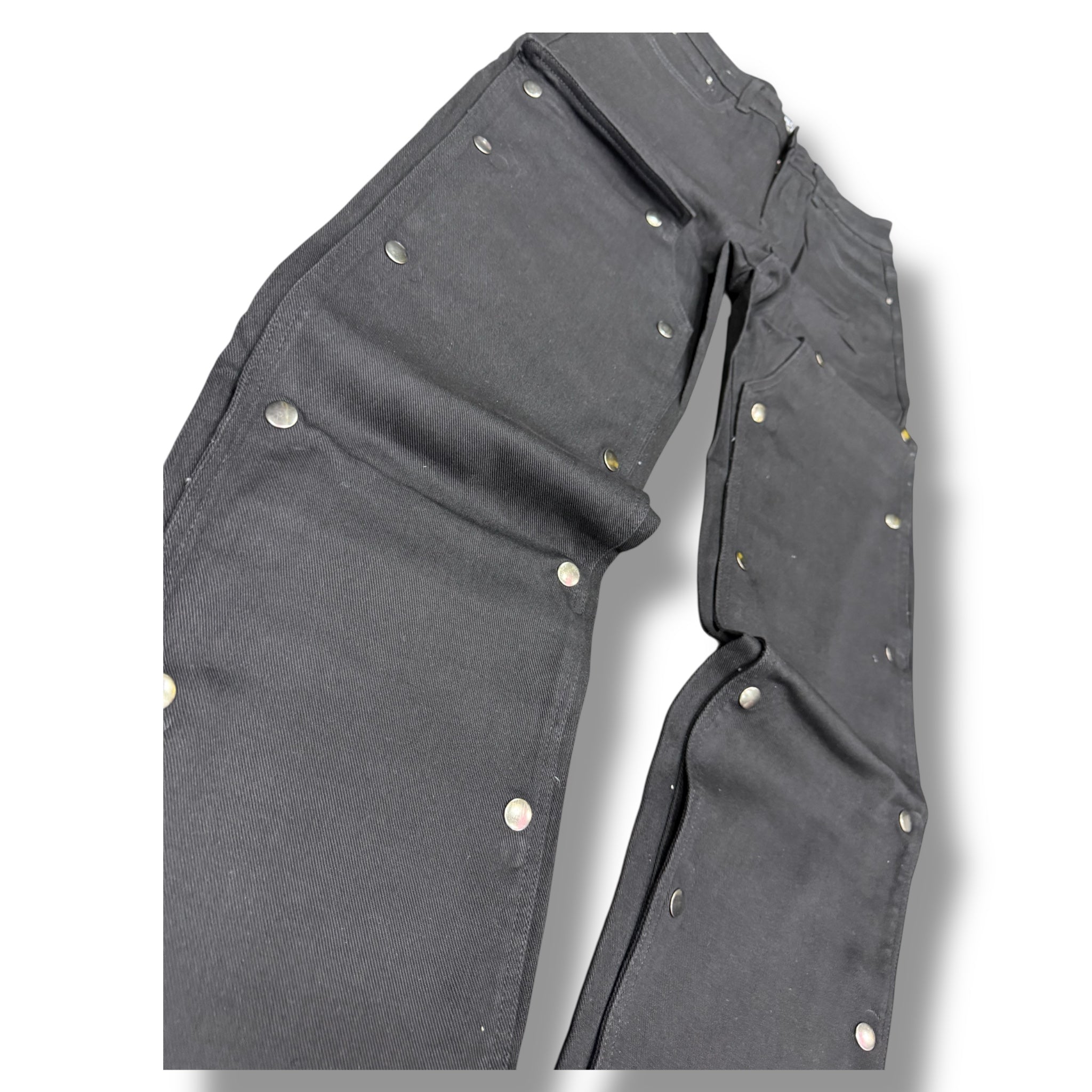 JEANS BOTTON BLACK