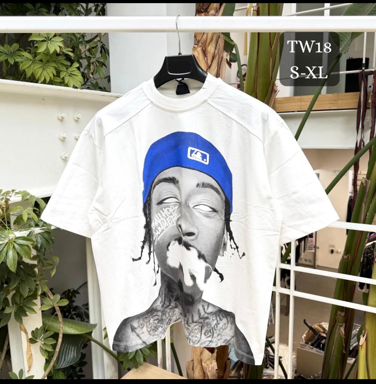 T shirt premium quality (face)