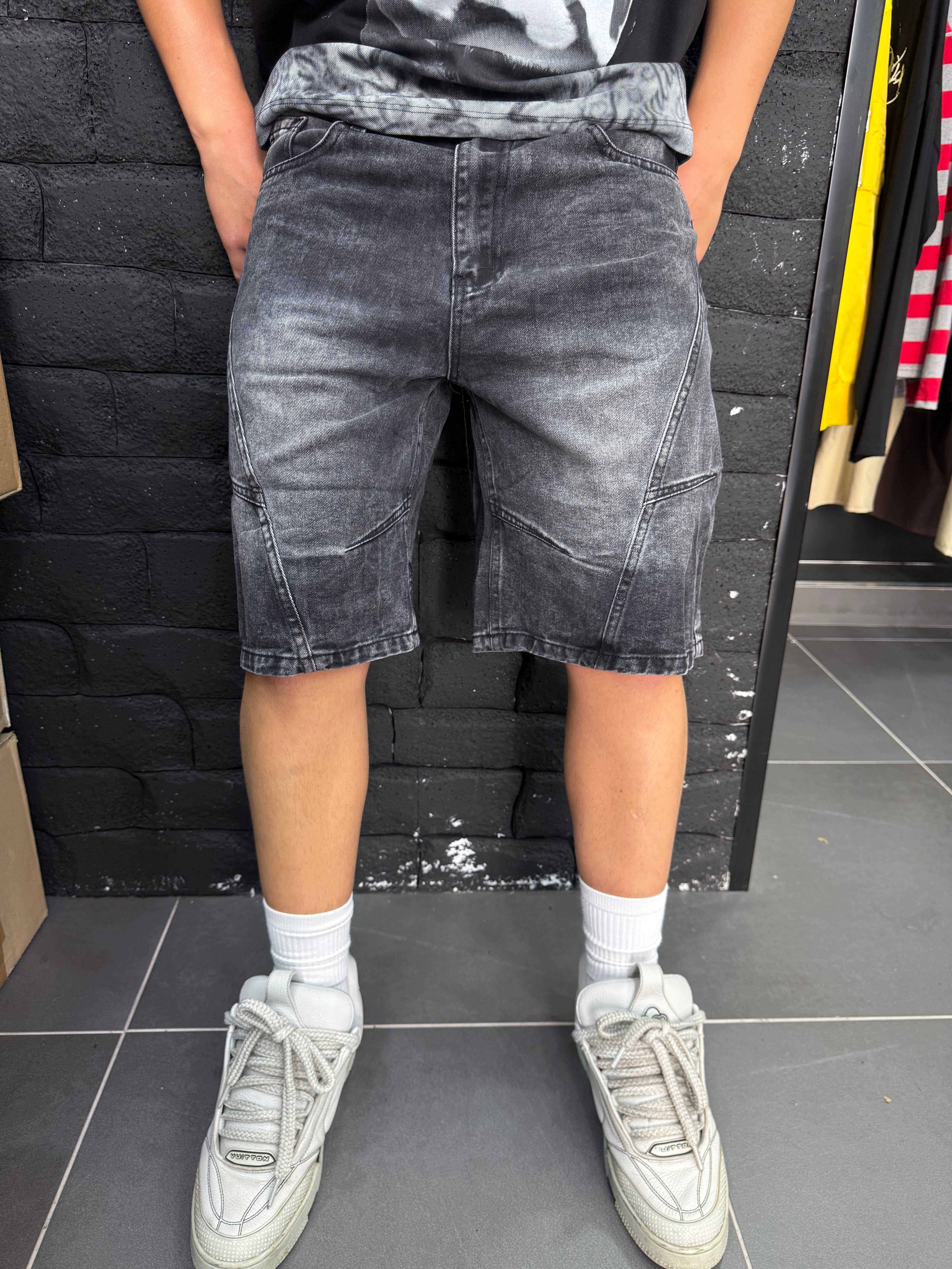 grigio bermuda