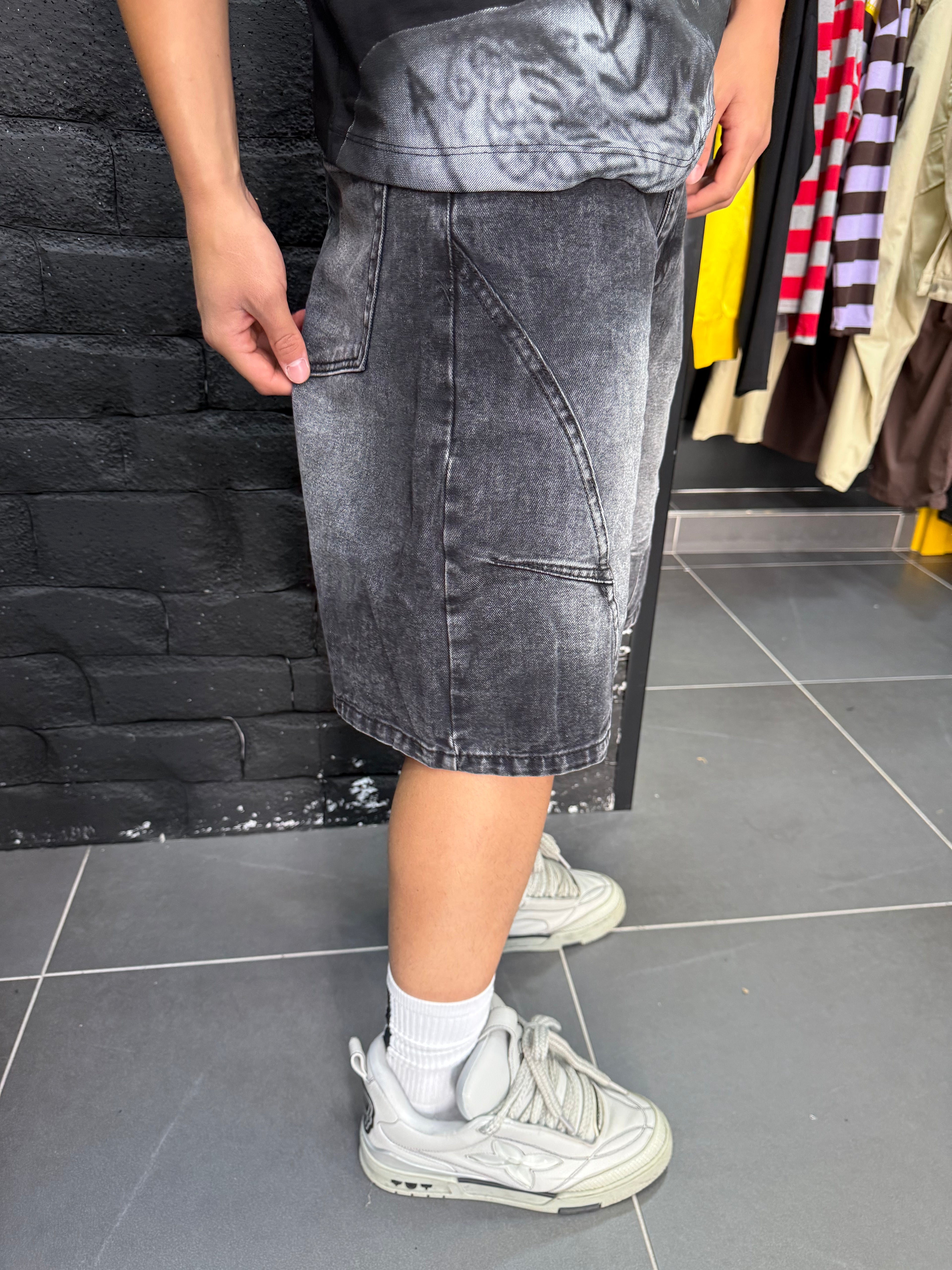 grigio bermuda